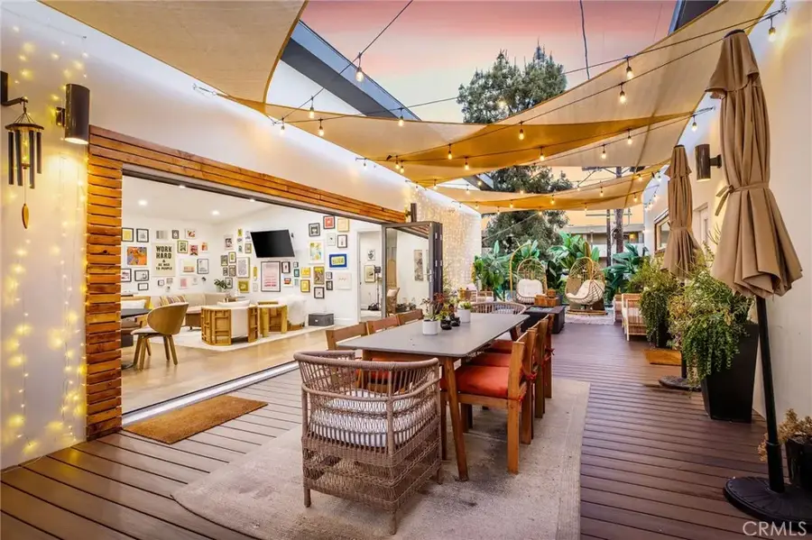 11645 Woodbridge Street, Studio City, CA 91604 - #2