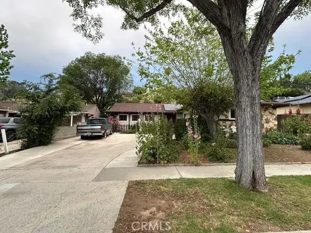 27135 Cabrera, Saugus, CA 91350 - #2
