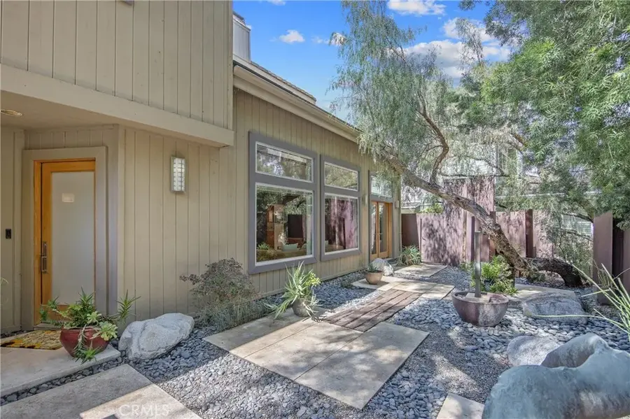 4109 Empis Street, Woodland Hills, CA 91364 - #2