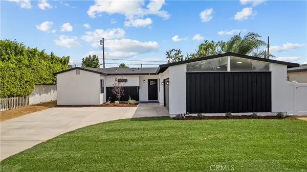 6902 Lasaine Avenue, Lake Balboa, CA 91406