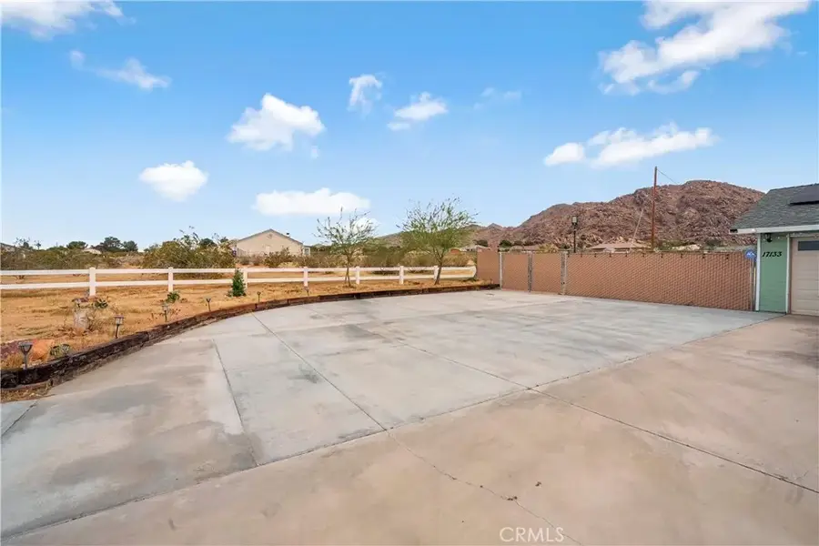 17133 Mesquite Rd, Apple Valley, CA 92307 - #3