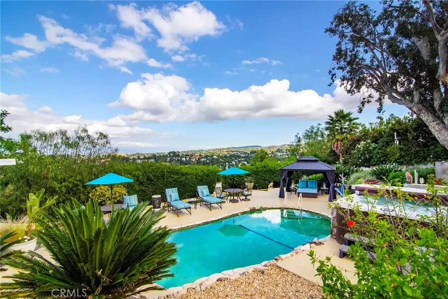 5038 Cerrillos Drive, Woodland Hills, CA 91364 - #2