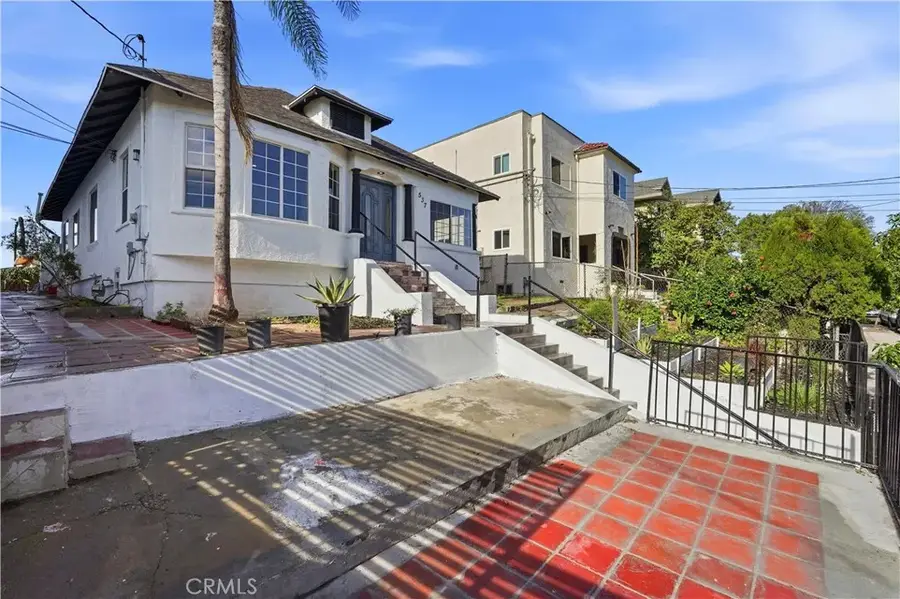 537 N Cummings Street, Los Angeles, CA 90033 - #2