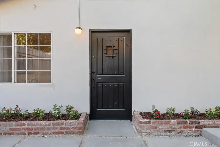 1637 N Alvarado Street, Los Angeles, CA 90026 - #2