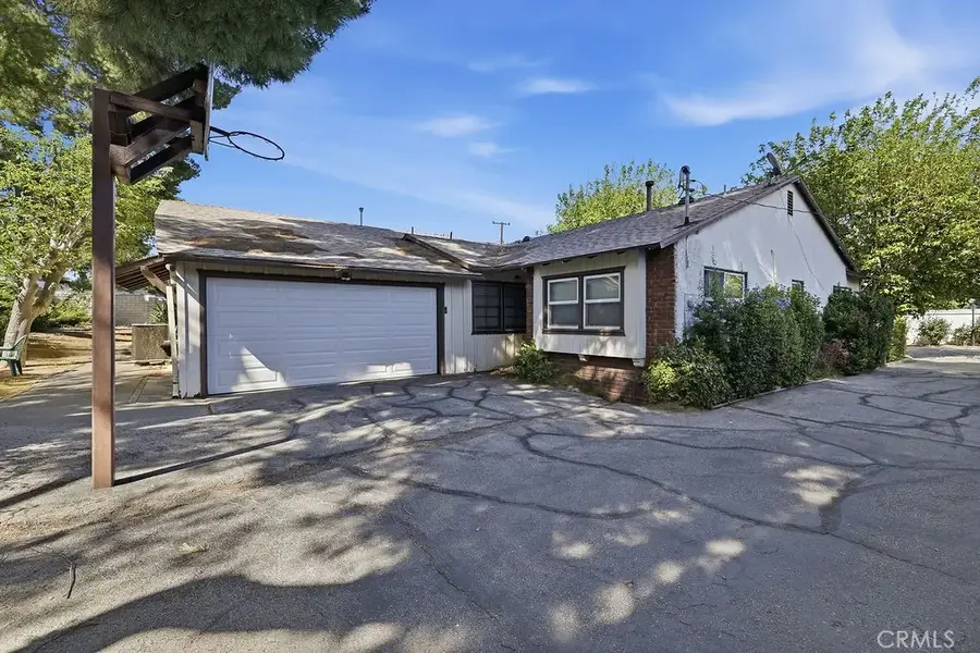 25102 Wheeler Road, Newhall, CA 91321 - #2