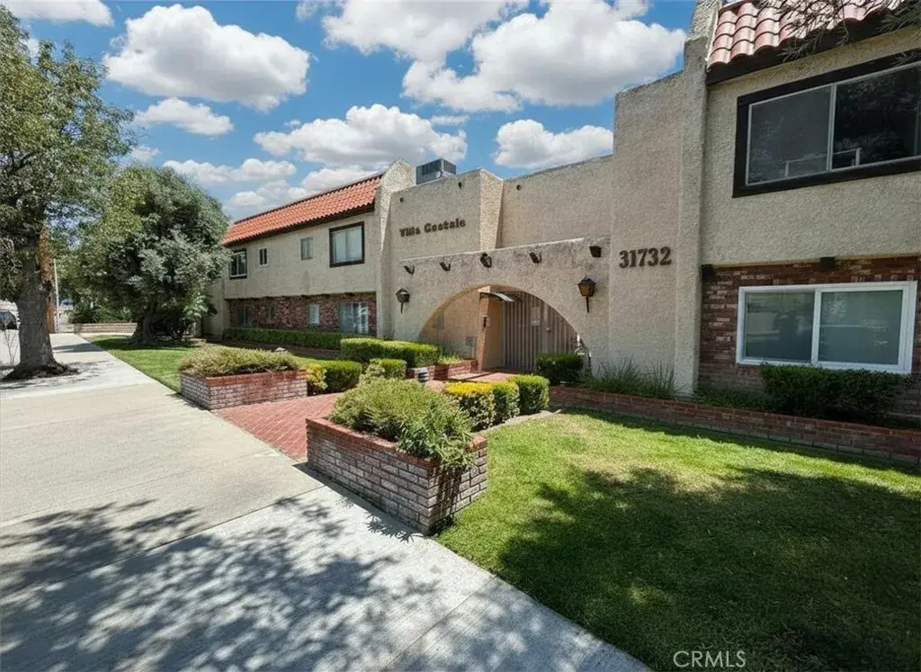 31732 Ridge Route #211, Castaic, CA 91384 - #1