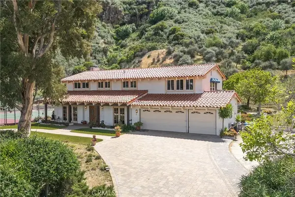53 Flintlock Lane, Bell Canyon, CA 91307