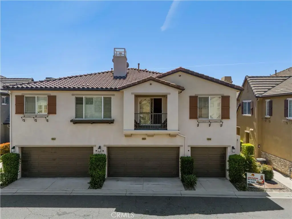19354 Laroda Lane #165, Saugus, CA 91350 - #1