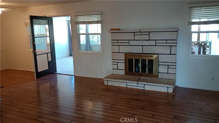 37 Hastings Avenue, San Buenaventura Ventura, CA 93003 - #3