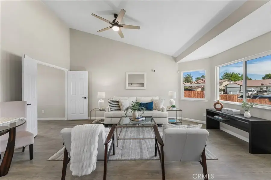 823 E Avenue J9, Lancaster, CA 93535 - #3