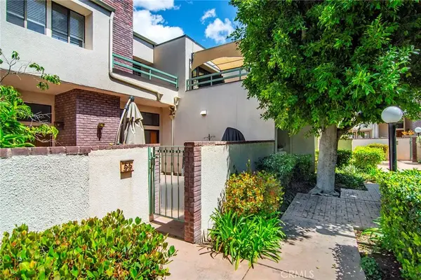 18739 Hatteras Street #55, Tarzana, CA 91356