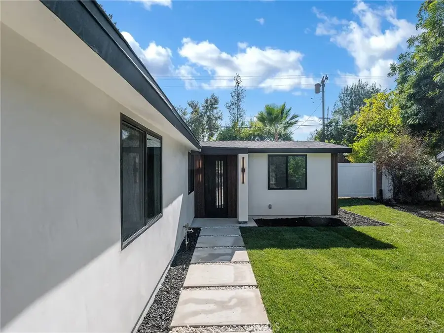 20528 Hamlin Street, Winnetka, CA 91306 - #2
