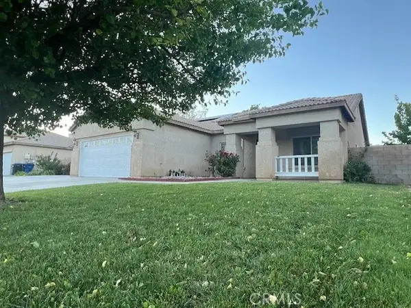 2037 W Avenue H6, Lancaster, CA 93536