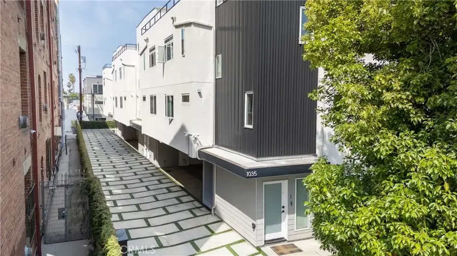 1035 N Serrano, Los Angeles, CA 90029 - #3