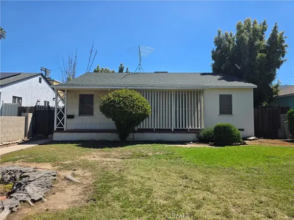 7446 Dempsey, Lake Balboa, CA 91406