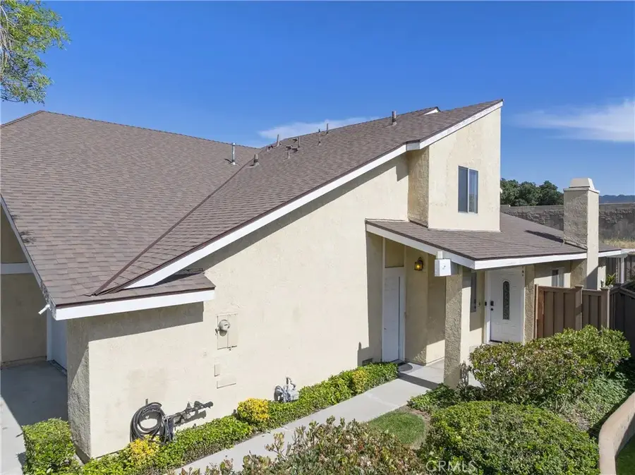 16722 Shinedale Drive, Canyon Country, CA 91387 - #2