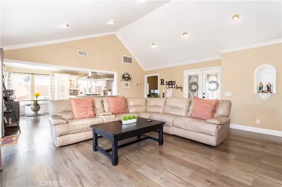 17554 Doric Street, Granada Hills, CA 91344 - #3