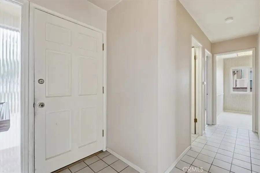 9610 Natick, North Hills, CA 91343 - #3