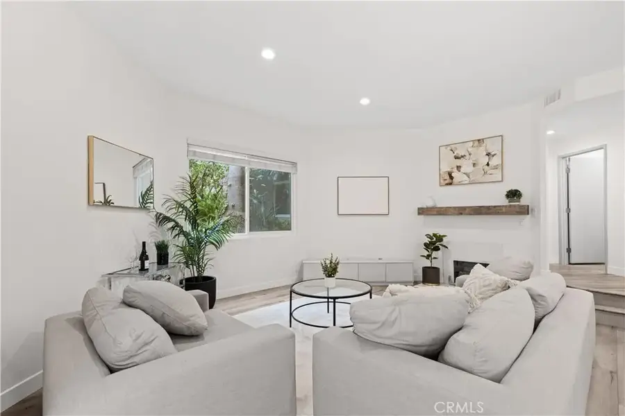 11949 Goshen Avenue #110, Los Angeles, CA 90049 - #2