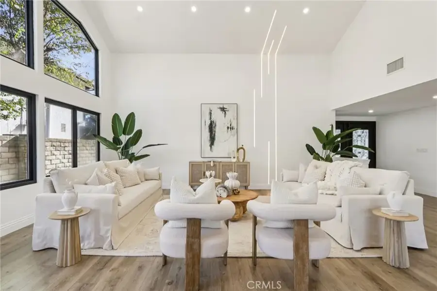 22925 Styles, Woodland Hills, CA 91367 - #2