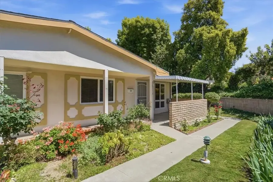 26831 Avenue Of The Oaks #A, Newhall, CA 91321 - #2