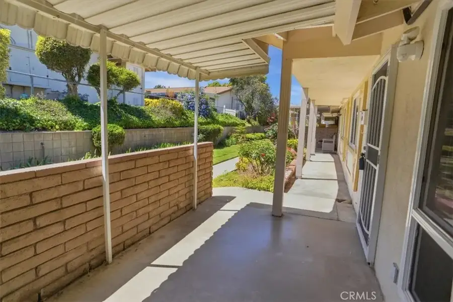 26831 Avenue Of The Oaks #A, Newhall, CA 91321 - #3