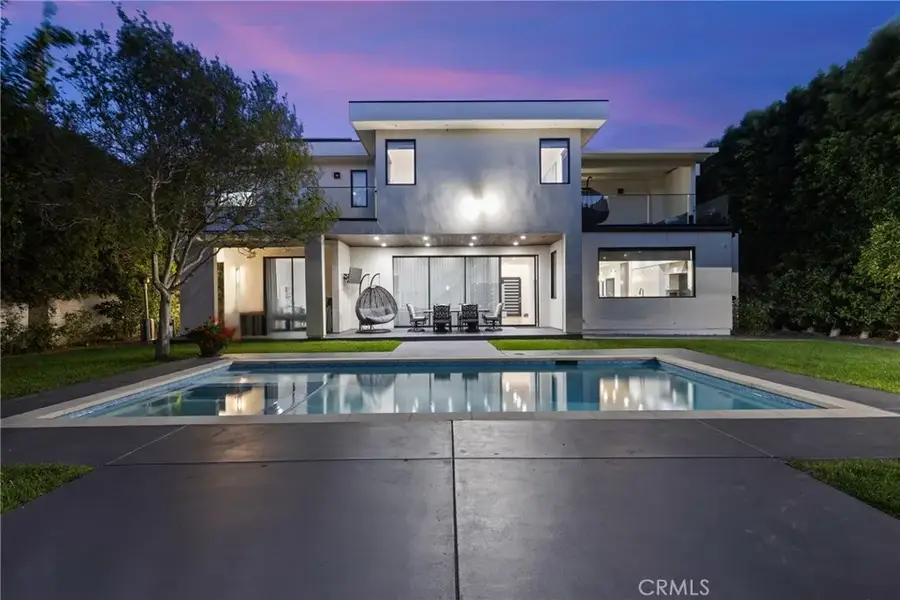 4545 Stern Avenue, Sherman Oaks, CA 91423 - #2