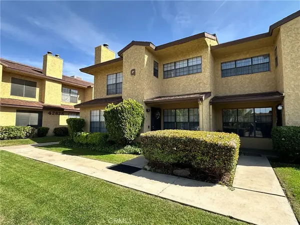 1537 W Avenue L #4, Lancaster, CA 93534