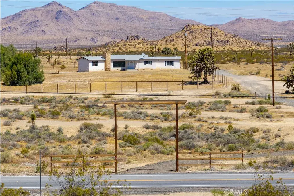 18531 E Palmdale Boulevard, Palmdale, CA 93591 - #1