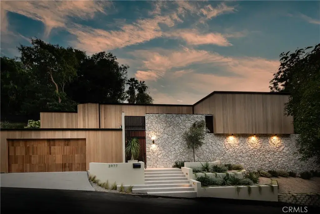 3977 Oeste Avenue, Studio City, CA 91604 - #1