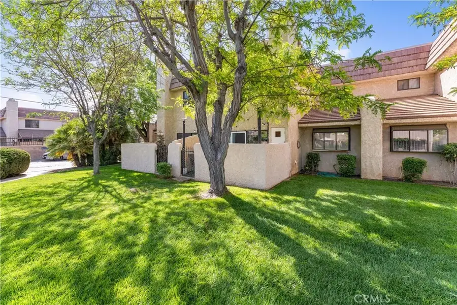 422 W Avenue J5 #32, Lancaster, CA 93534 - #3