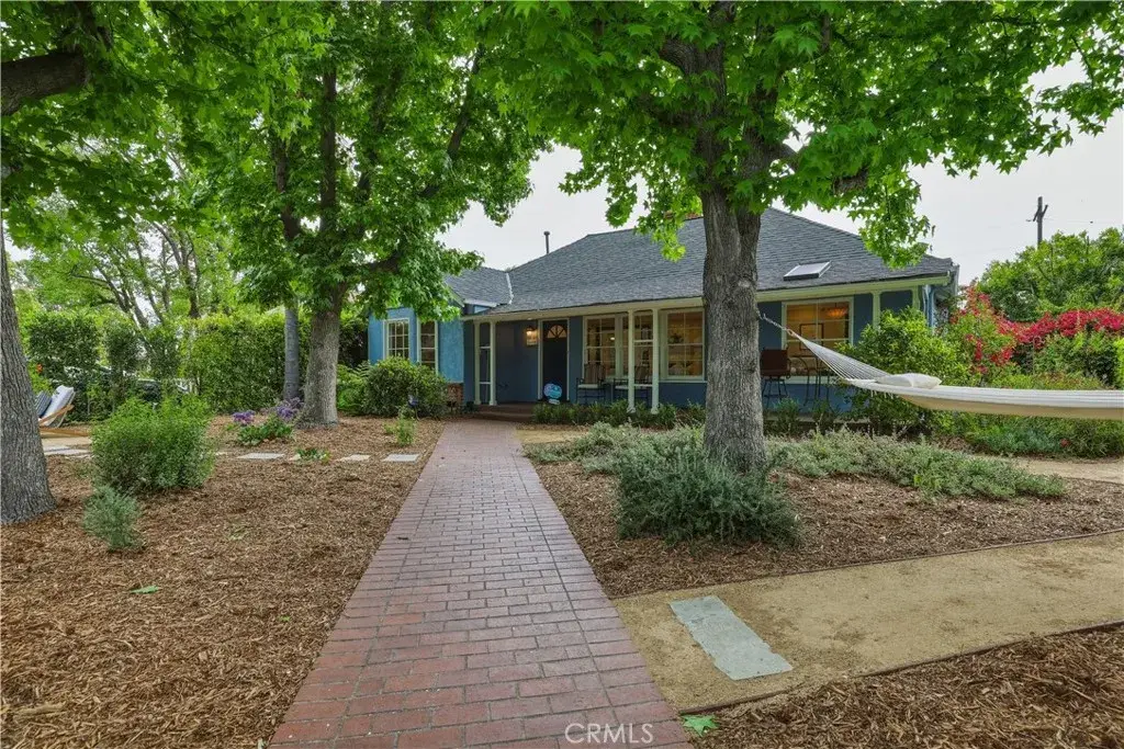 11592 Kling Street, Toluca Lake, CA 91602 - #1