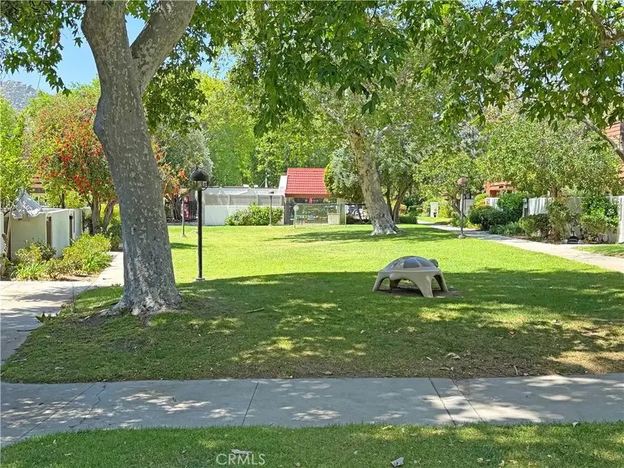 22214 James Alan Circle #1, Chatsworth, CA 91311 - #3