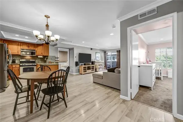 20235 Keswick Street #213, Winnetka, CA 91306