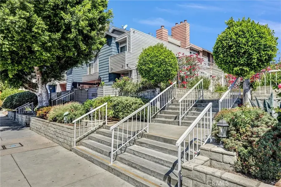 20235 Keswick Street #213, Winnetka, CA 91306 - #2