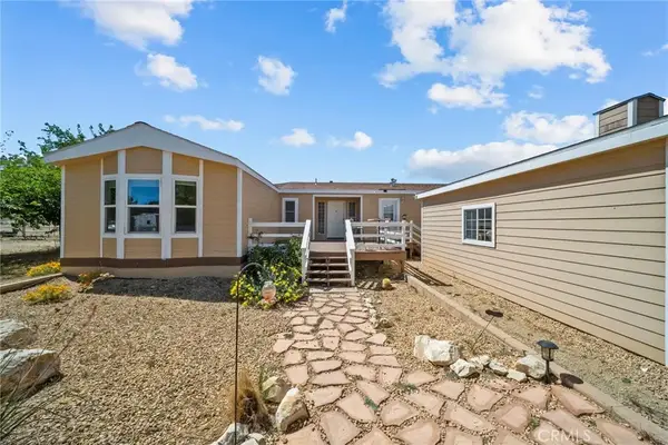 25407 Eaglefall Avenue, Lancaster, CA 93536