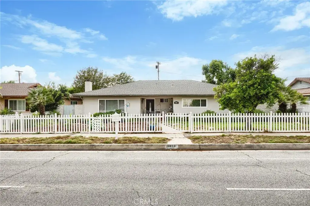 9419 Haskell Avenue, North Hills, CA 91343 - #1