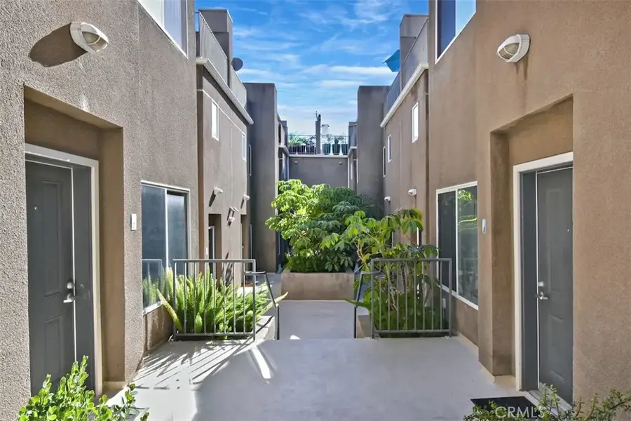 10918 Morrison Street #3, North Hollywood, CA 91601 - #3