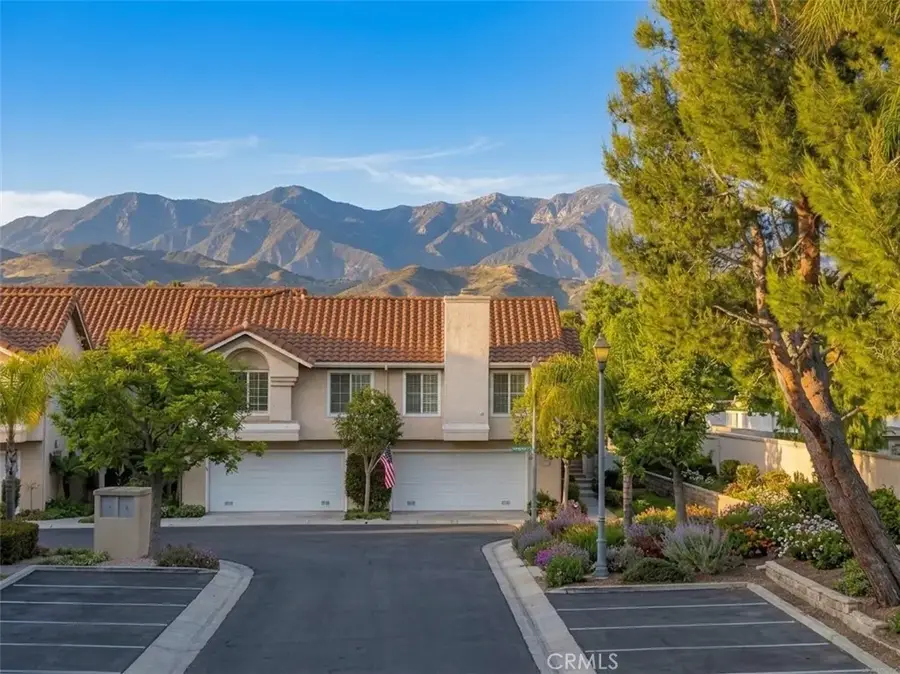640 Kingswood Ln #f, Simi Valley, CA 93065 - #2