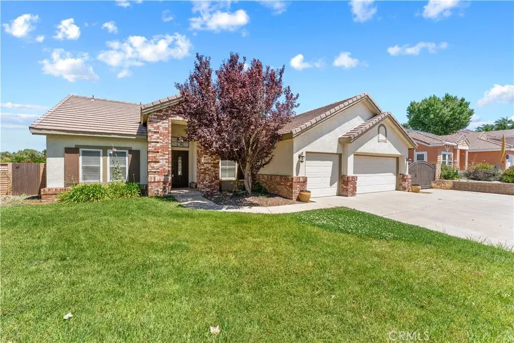 42362 Round Hill, Lancaster, CA 93536 - #1
