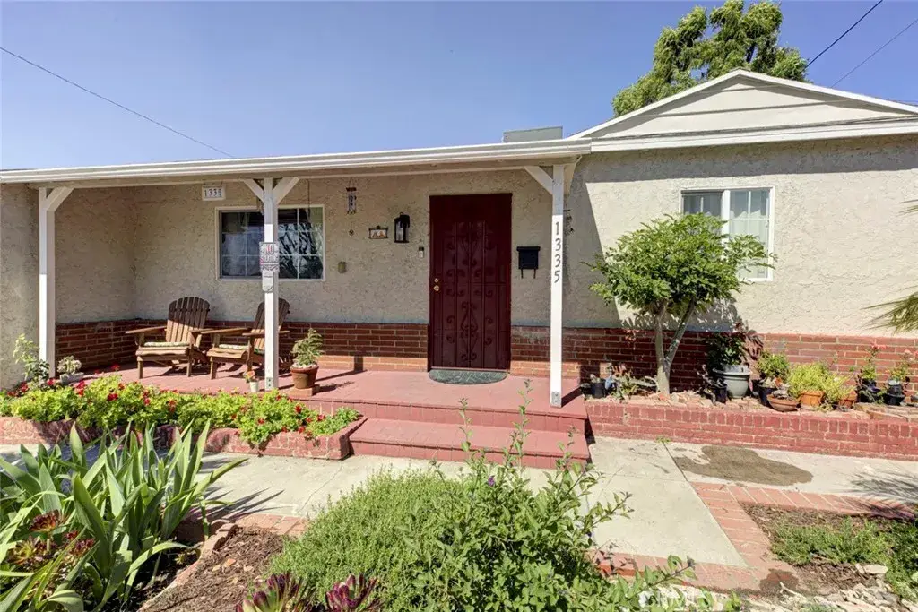 1335 N Niagara Street, Burbank, CA 91505 - #1