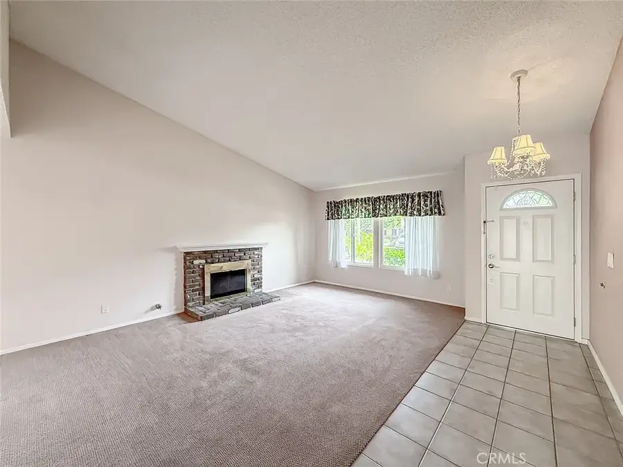 1401 Calle De Oro, Thousand Oaks, CA 91360 - #3