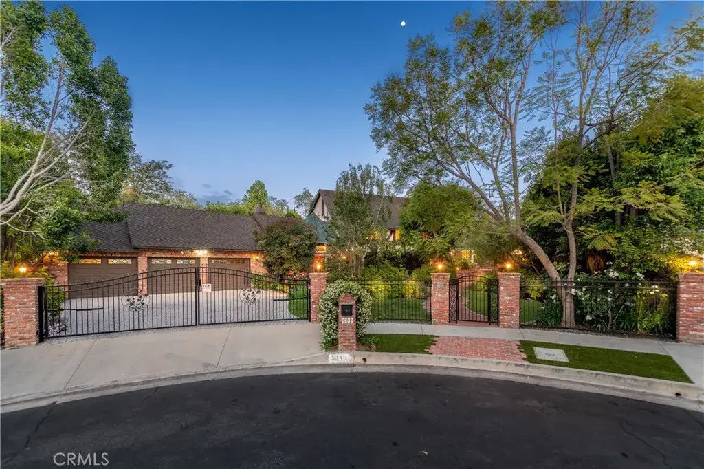 5340 Calvin Avenue, Tarzana, CA 91356 - #1