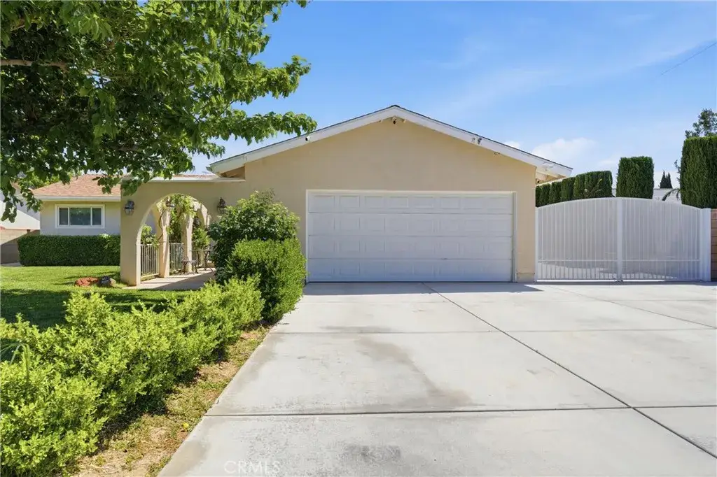 4722 W Avenue L8, Lancaster, CA 93536 - #1