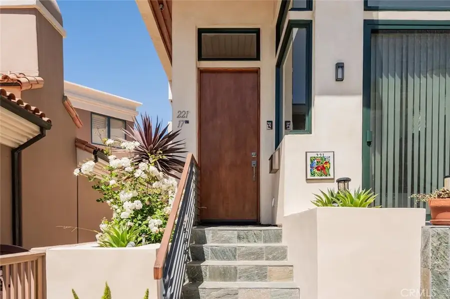 221 17th, Manhattan Beach, CA 90266 - #2