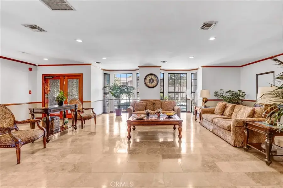 17914 Magnolia Boulevard #210, Encino, CA 91316 - #2