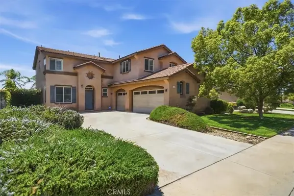 15235 Blue Spruce Lane, Fontana, CA 92336