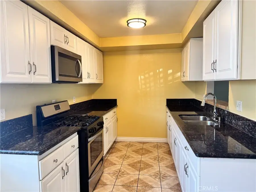 9019 Cedros Avenue #12, Panorama City, CA 91402 - #2