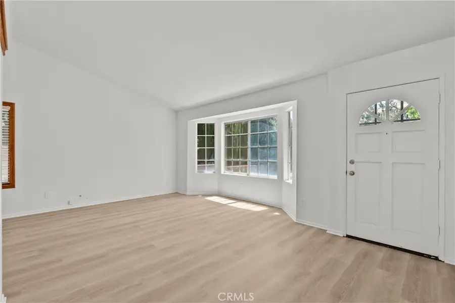 28511 Victoria Rd., Castaic, CA 91384 - #3