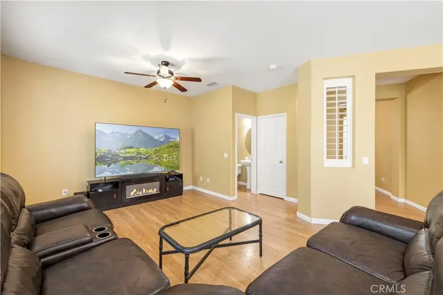 28637 Placerview Trail, Saugus, CA 91390 - #3